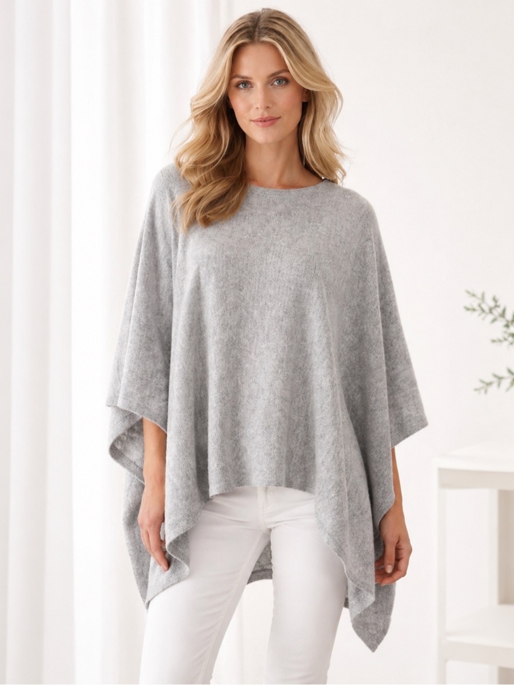 Beryll 100% Cashmere Poncho Gray OS Asymmetrical Luxe Wrap